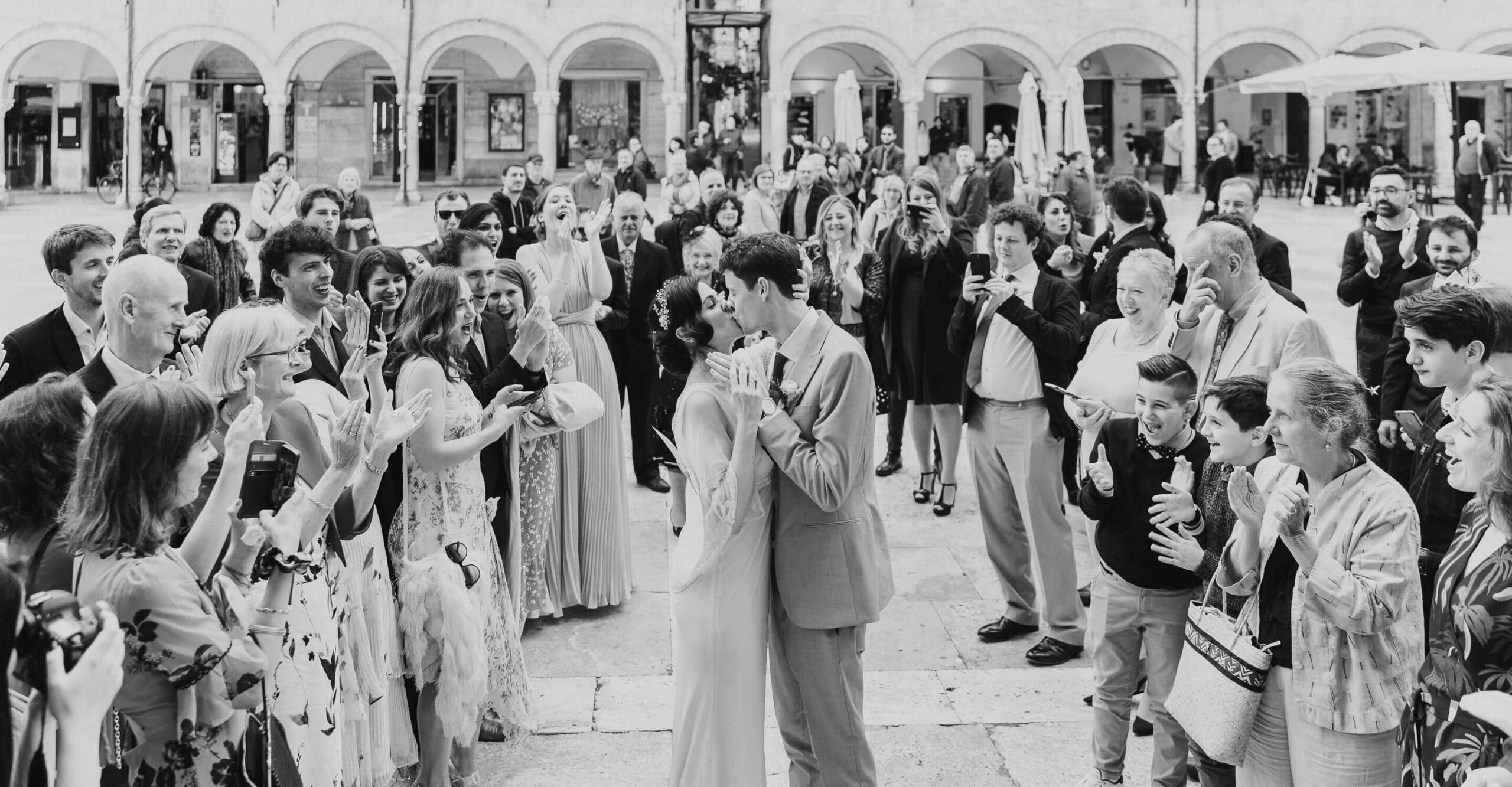 livio-fioravanti-reportage-wedding-marche-matrimonio-internazionale
